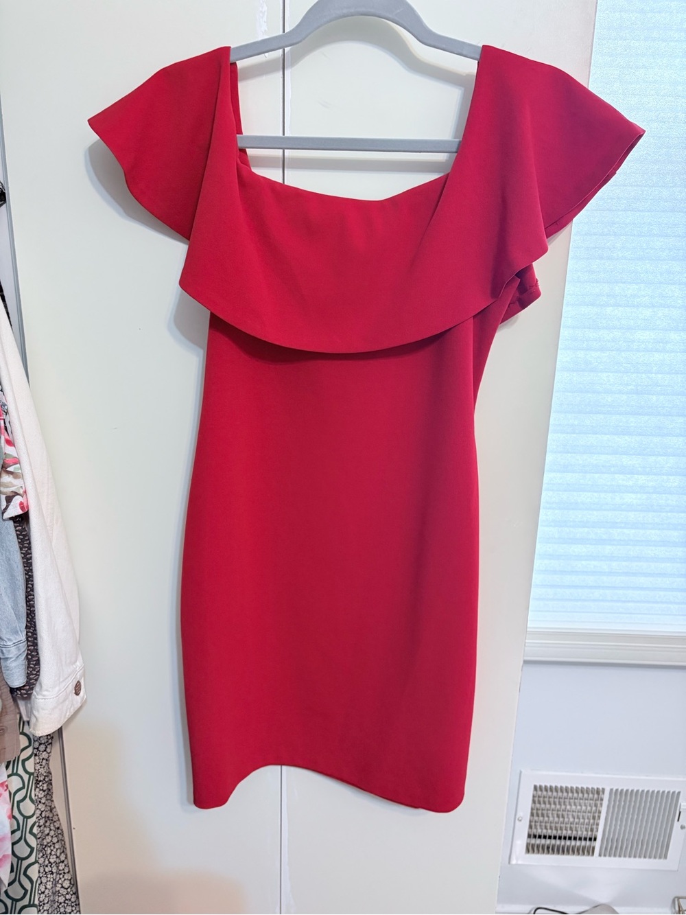 Design Lab Lord & Taylor Red off the Shoulder Dress Size large